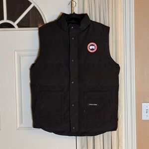 Canada Goose Black Men's Vest